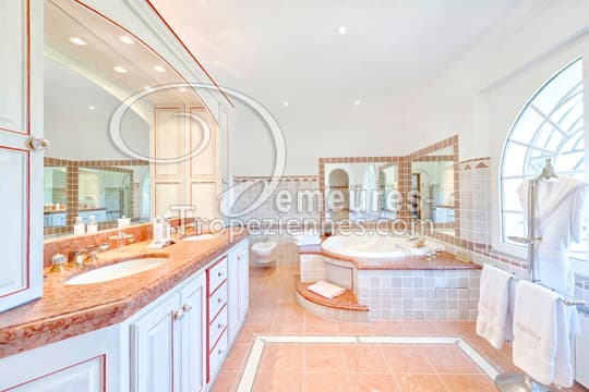 Villa with Tennis Court, Salins — photo 6